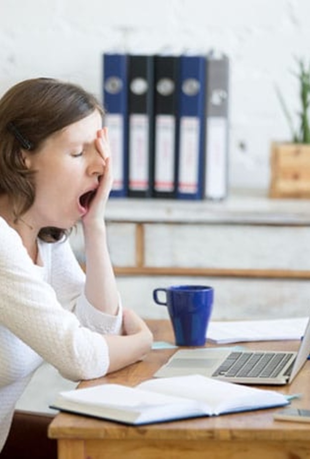 النعاس خلال النهار وعلاقته بالزهايمر