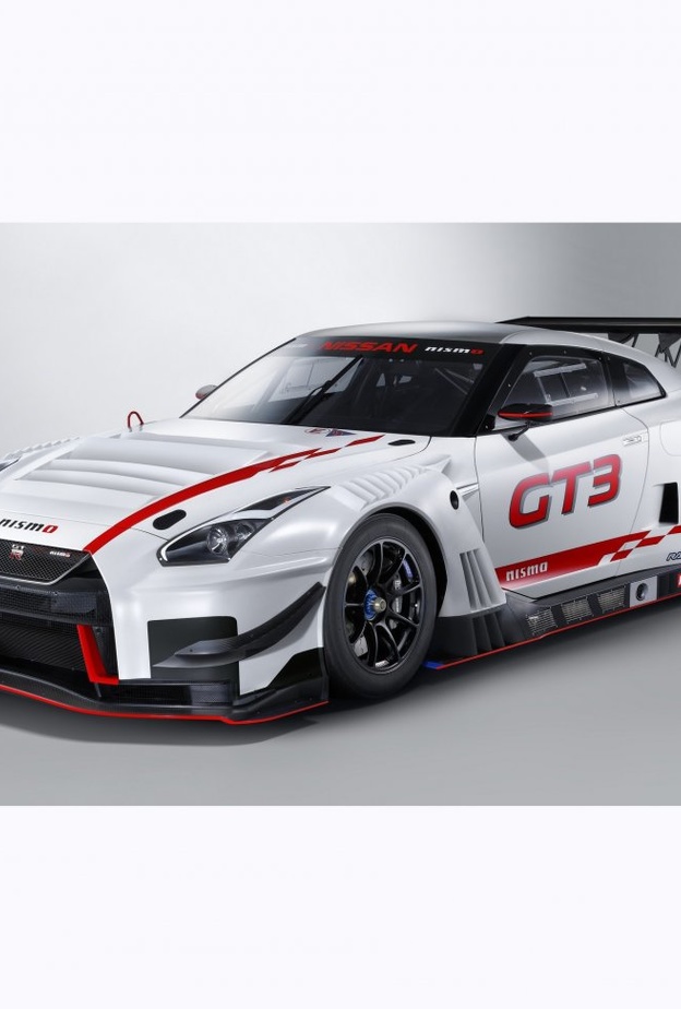 مميزات السيارة نيسان جي تي-آر نيسمو جي تي 3 موديل 2018