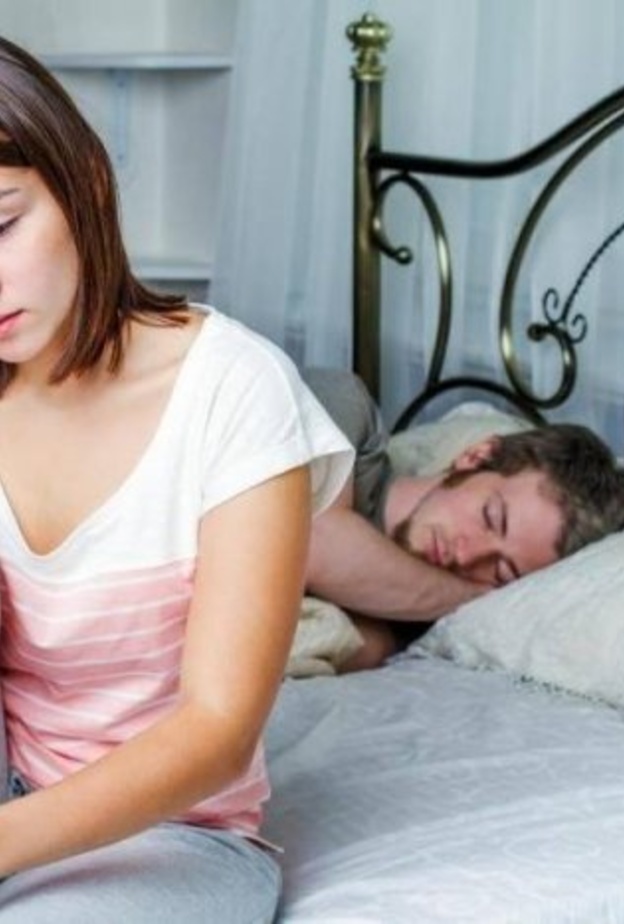 هل يستدعي الحلم بخيانة الشريك الخوف والقلق 