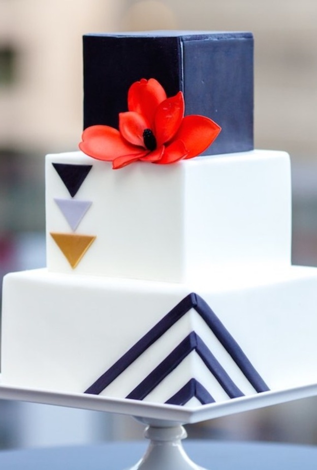 كيكة الزفاف المربعة