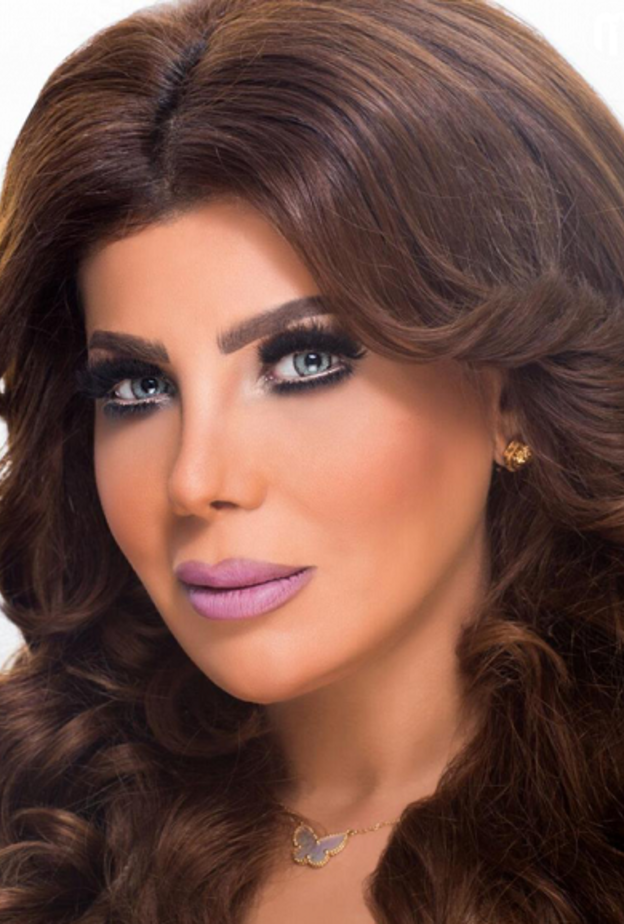 الهام الفضالة تنهار بالبكاء بسبب زفة ابنتها