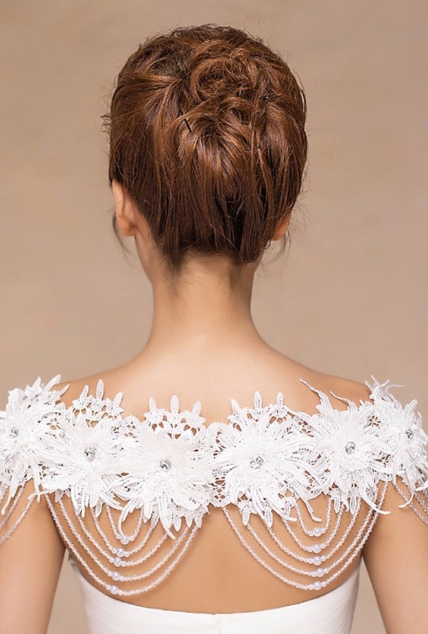 زينة لؤلؤية لبوفيه الحلويات وقالب الزفاف