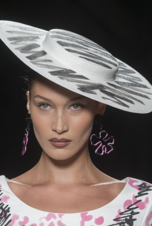 أكسسوارات شعر التاج من Luisa Beccaria