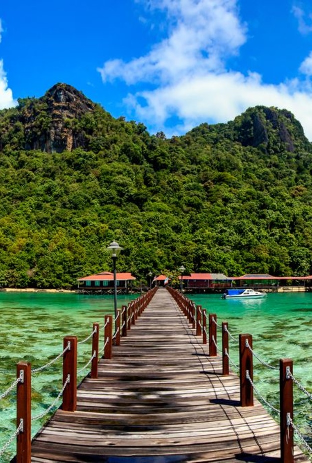 ماليزيا حافلة بأجواء السياحة الممتعة