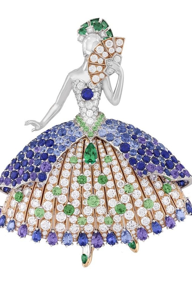  أسوارة من بولغاري Bulgari