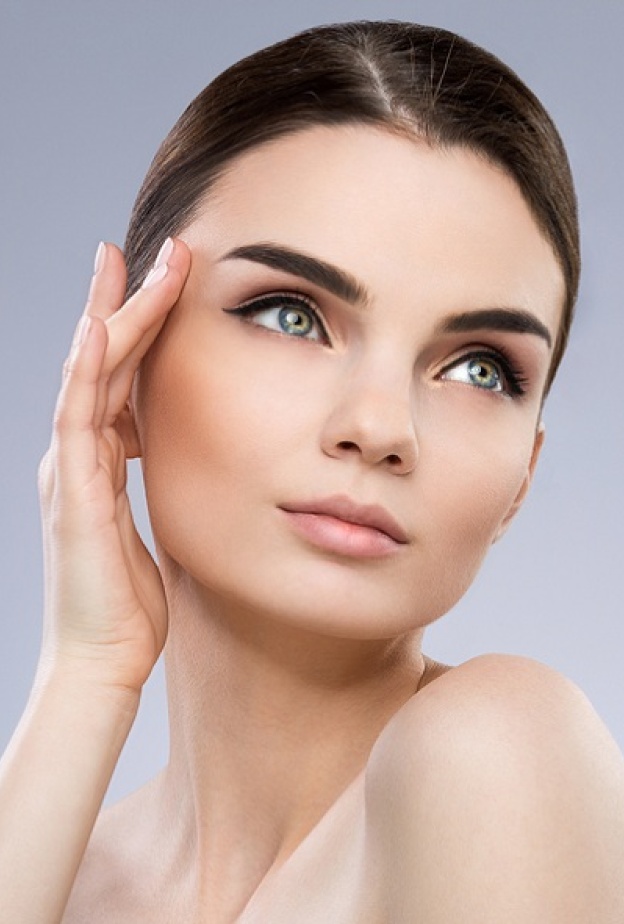 تقنية الـ microblading تروج حاليا لتصحيح شكل الحاجب