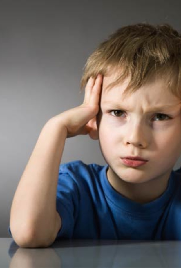 كيفية التعامل الصحيح مع كذب الطفل