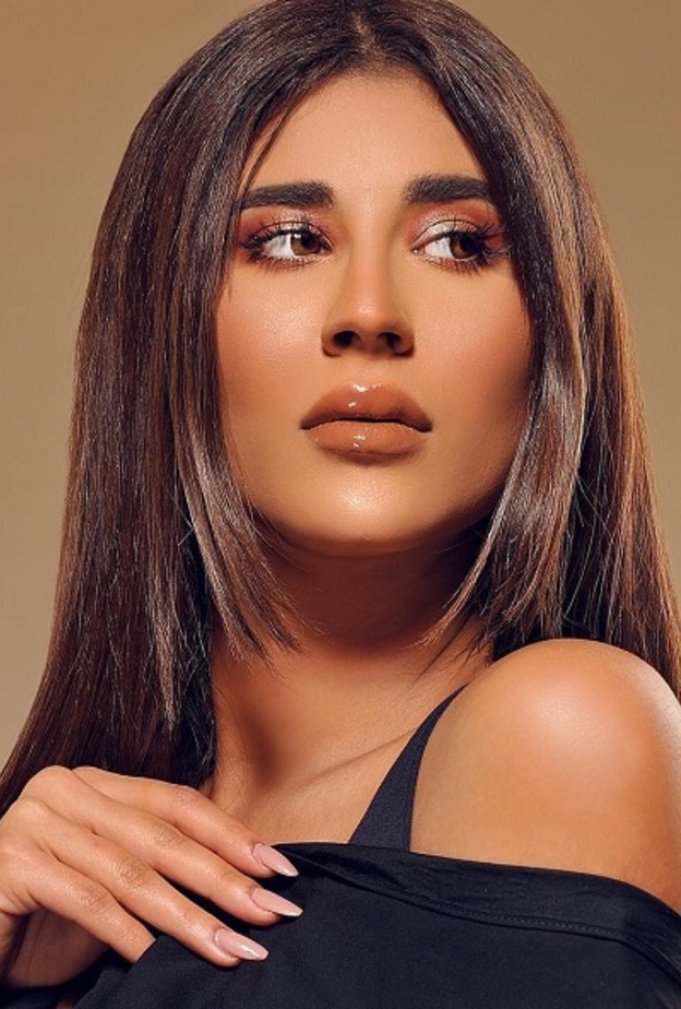 ليلى عبدالله قبل وبعد المكياج