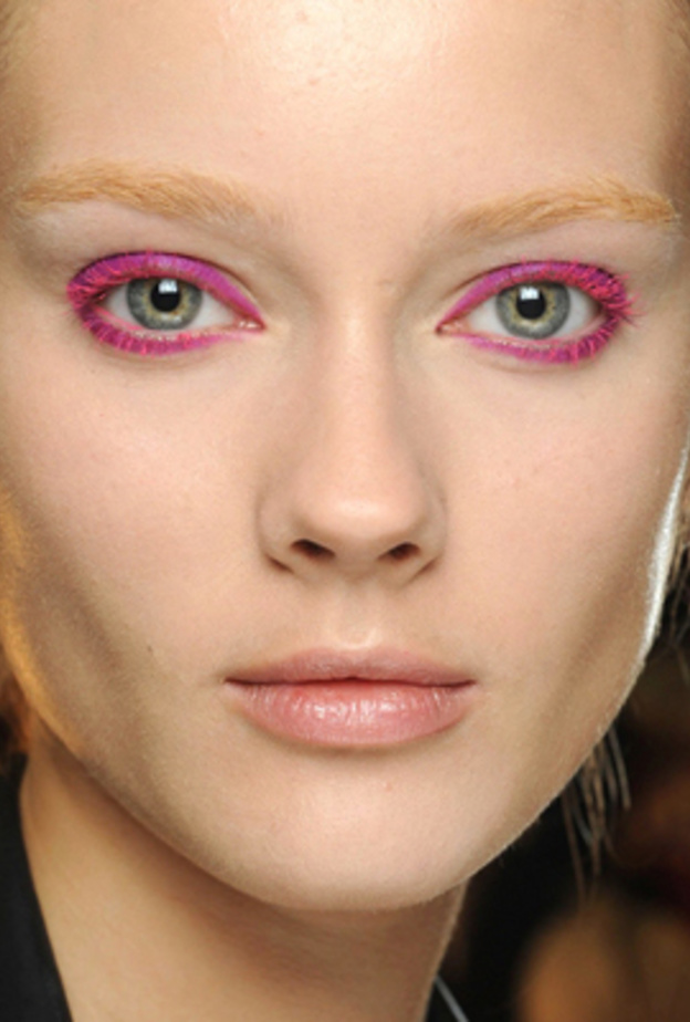 جربي هذه الألوان للماسكرا