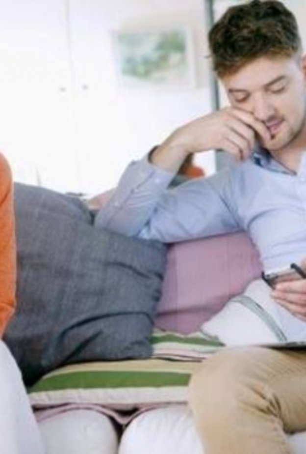 نصائح لتخفيف الأثر السلبي لمواقع التواصل الإجتماعي على الحياة الزوجية 