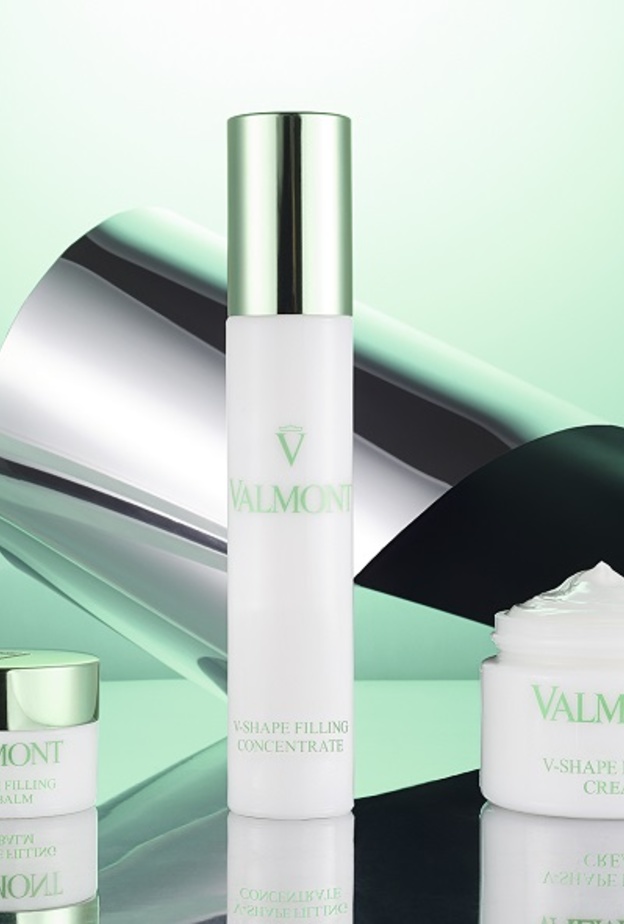 Valmont يُقدّم حلاً مزدوجاً لمكافحة العلامات الأكثر وضوحاً لتقدّم البشرة في السنّ
