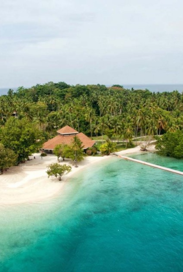 جزيرة دافاو في الفيليبين.