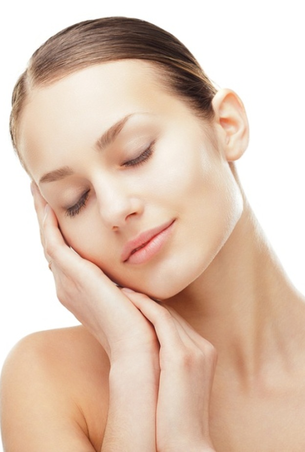 زيت الاطفال يرطب جسمك ويعالج خشونة الجلد