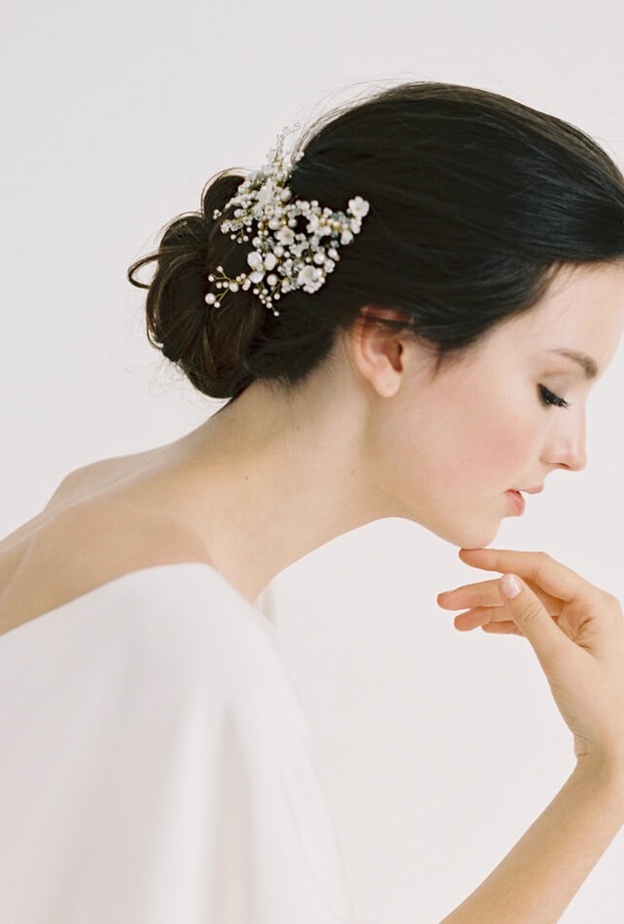 تسريحة جانبية رائعة