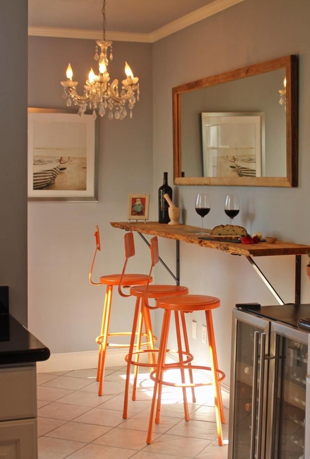 طاولة طعام عصرية للمطبخ المودرن بمساحته الصغيرة