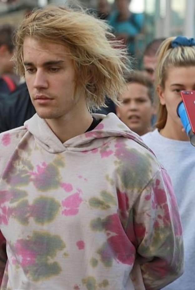 جاستن بيبر وهايلي بالدوين