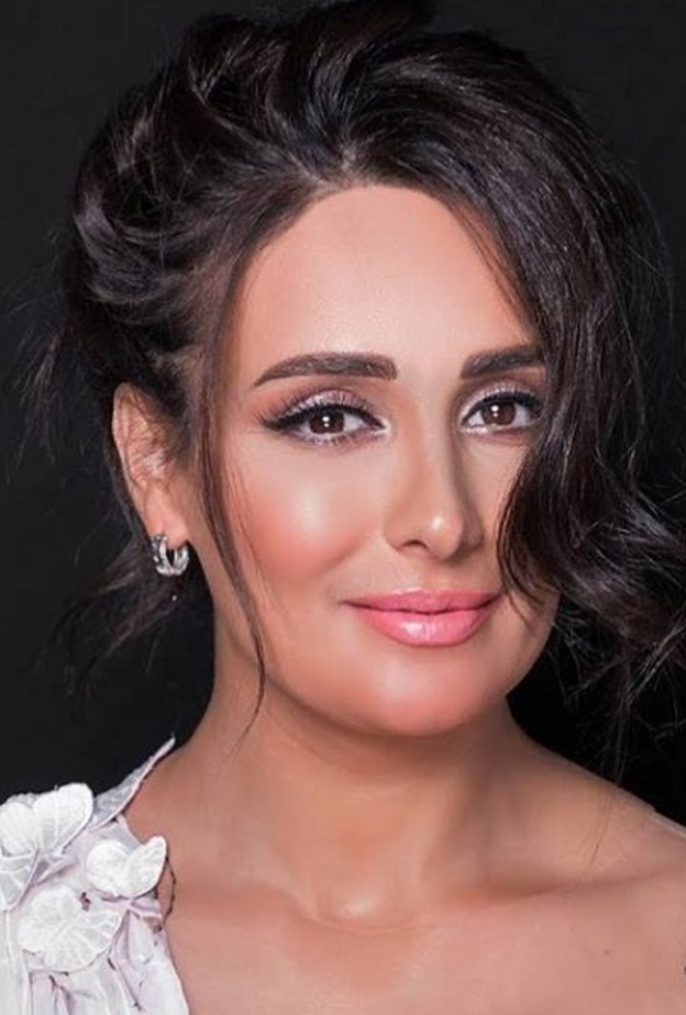 كندة حنا تتعرض لموقف محرج في مهرجان الاسكندرية