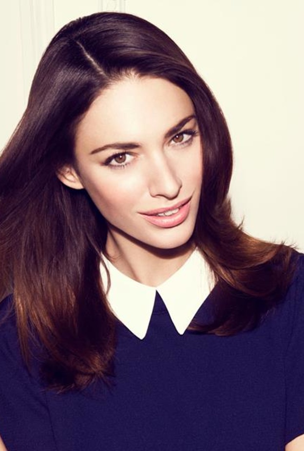 الخل سيزيد من لمعان شعرك وسيعالج قشرة الرأس