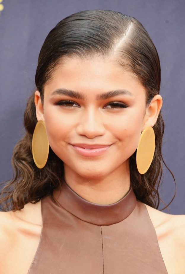 تسريحات الشعر المبلل