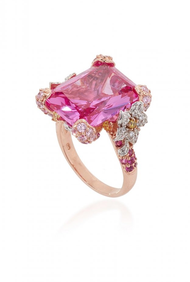 اسوارة من سوترا Sutra