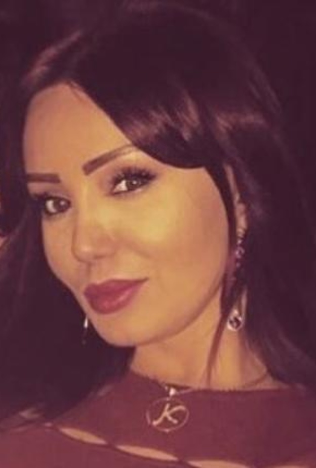 النجوم يودعون دينا هارون