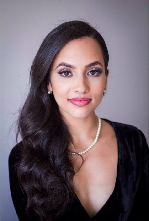 المصممة السعودية سكينة شبيب