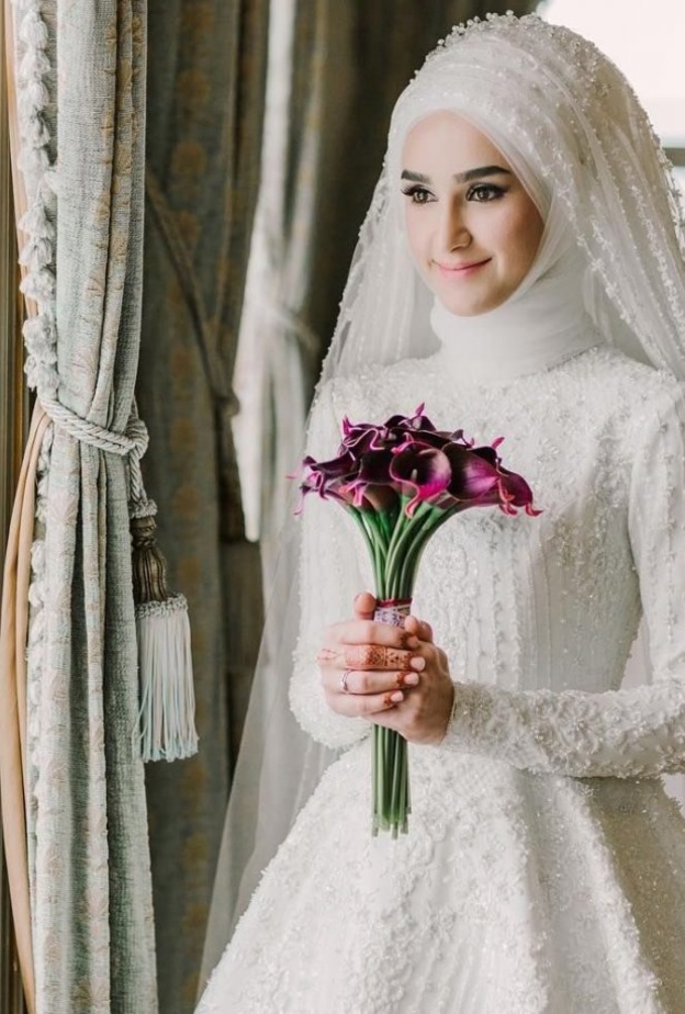 زيني حجابك بالكريستال