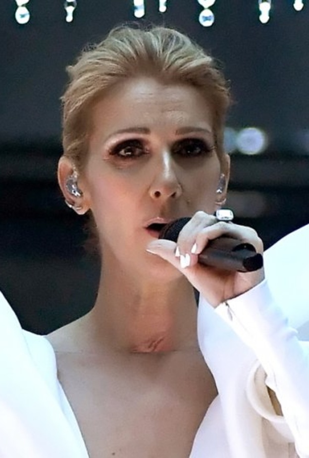 سيلين ديون تعثر على الحب من جديد في رجل يصغرها بأكثر من عشر سنوات