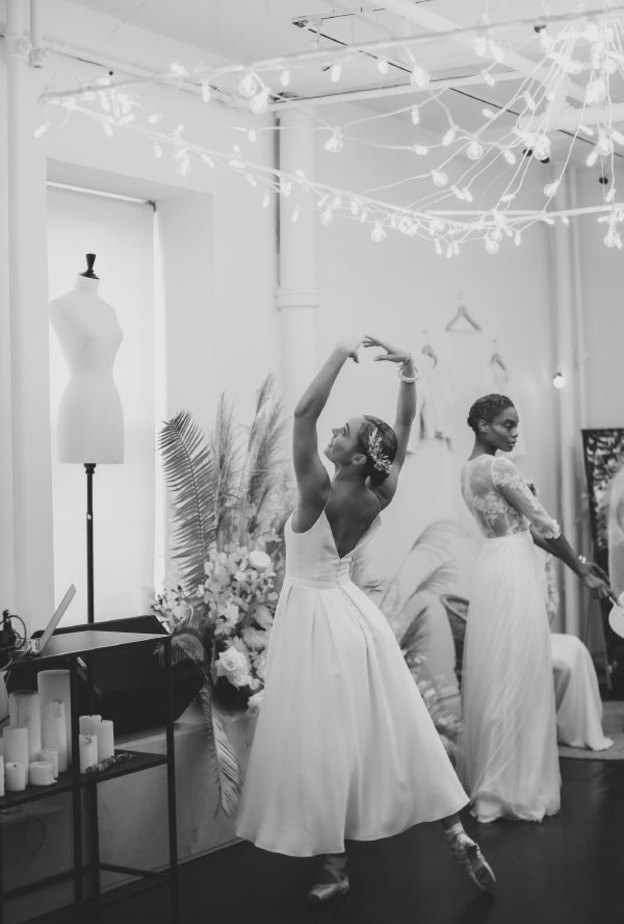 فساتين زفاف لور دو ساغازن Laure de Sagazan موديلات الفينتج العريقة