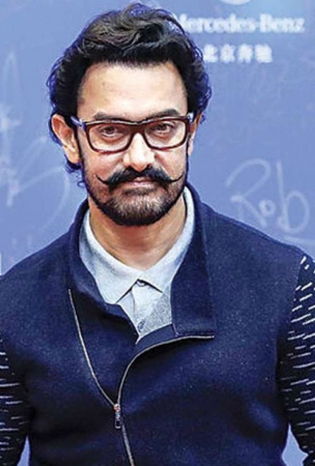 عامر خان ينسحب من مشروع إنتاج سينمائي بسبب فضائح التحرش