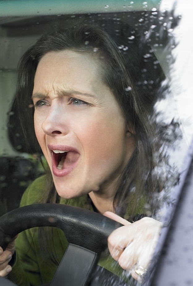 قيادة السيارة بسرعة معتدلة يمكنه أن توفر نفقات صيانة السيارة