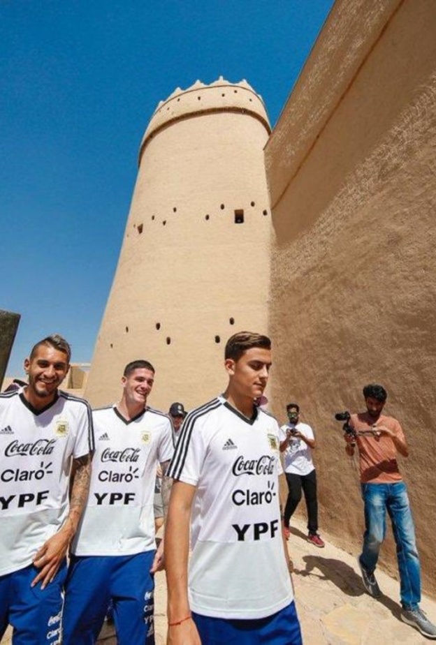 نجوم الأرجنتين في قصر المصمك