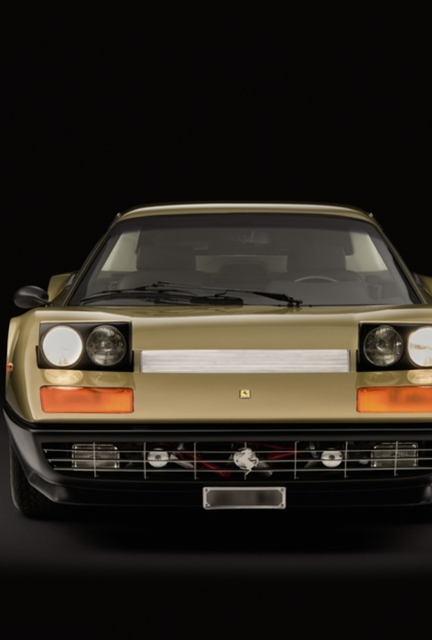 سيارة فيراري فريدة من الذهب في أول مزاد خاص بالذهب على الإطلاق