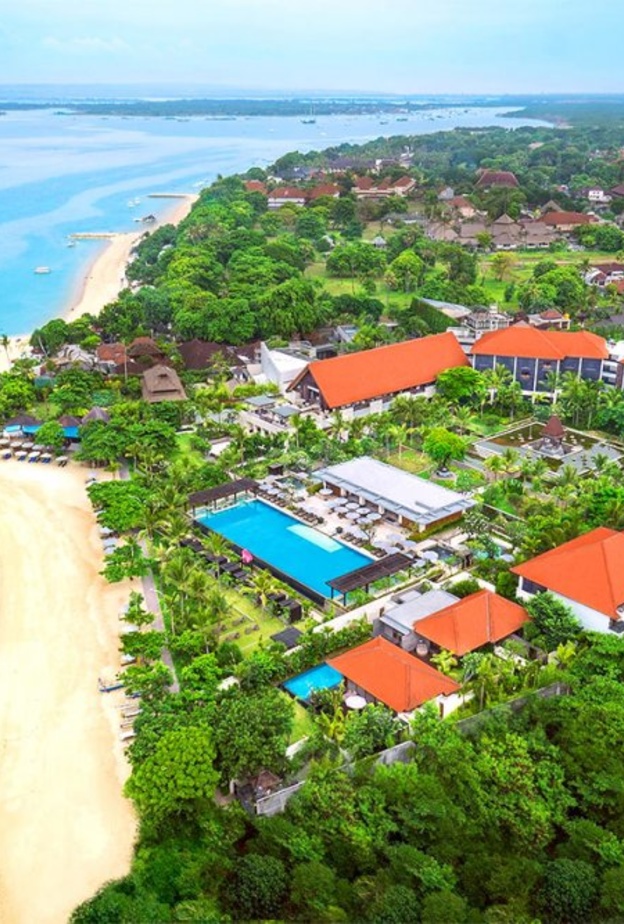 من شاطئ كوتا