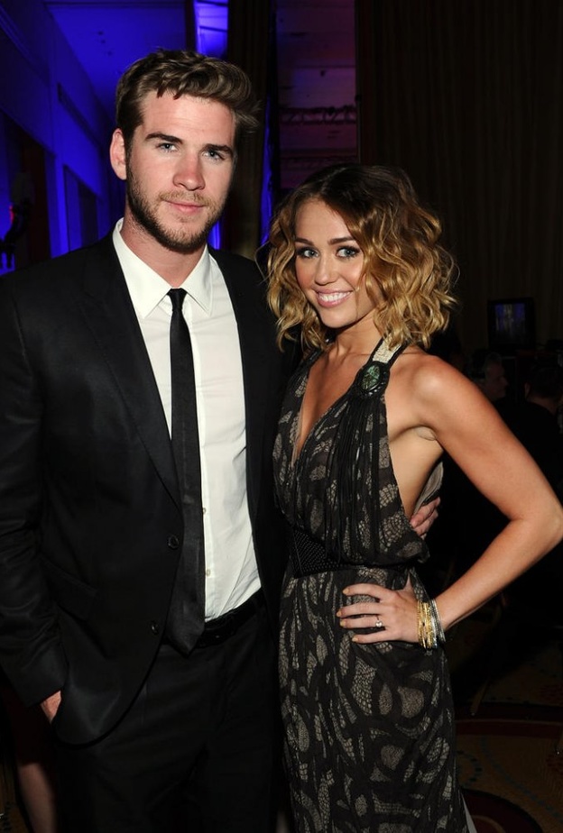 مايلي يايرس وليام هيمسورث