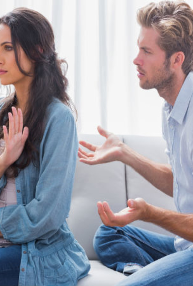 عيوب شريك الحياة التي لا يمكن التكيف معها 