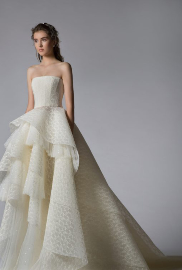 احدث اشكال فساتين زفاف كوتور لعروس خريف وشتاء 2019 بصيحة الطبقات من مجموعة Theia