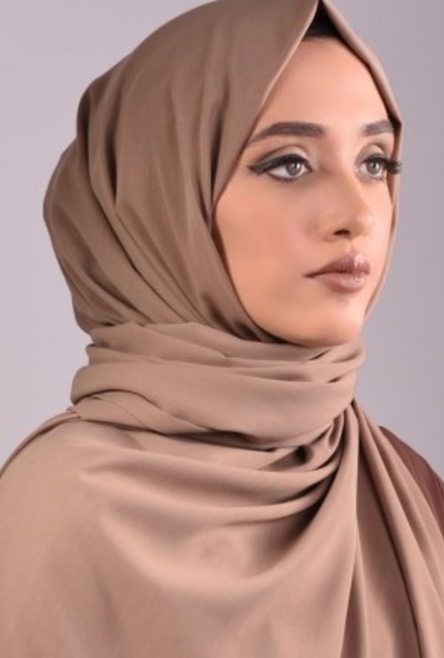 اختاري حجابك بحسب لون بشرتك