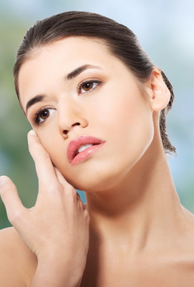 اختاري منتجات خاصة بالبشرة الحساسة