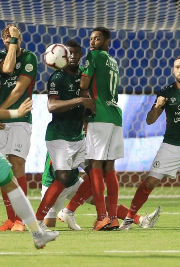 الهلال يهزم الشباب بهدف وحيد