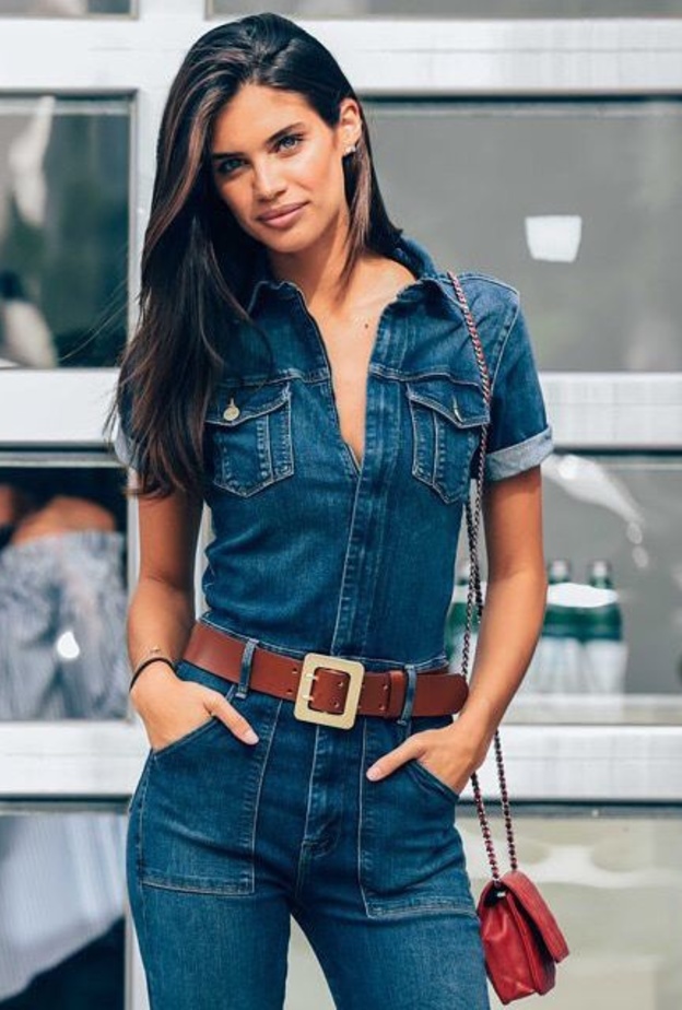 اختاري تصاميم أحزمة أنيقة مع اطلالاتك في الجينز