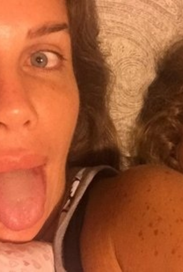 نيكول سابا وابنتها