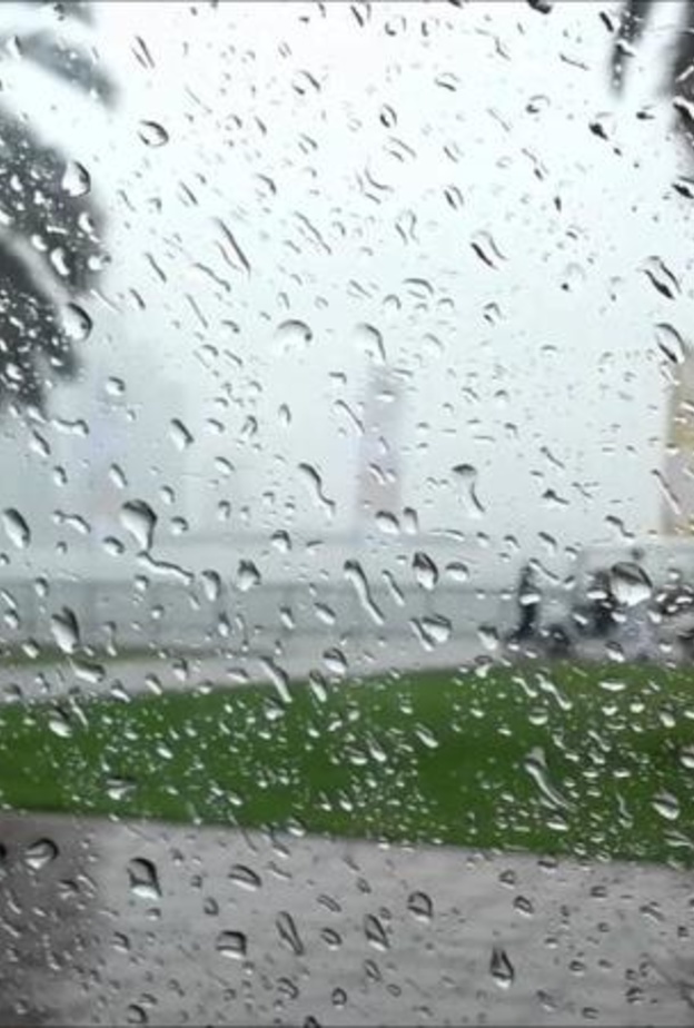 الأرصاد السعودية تواصل التحذير من الأمطار الرعدية