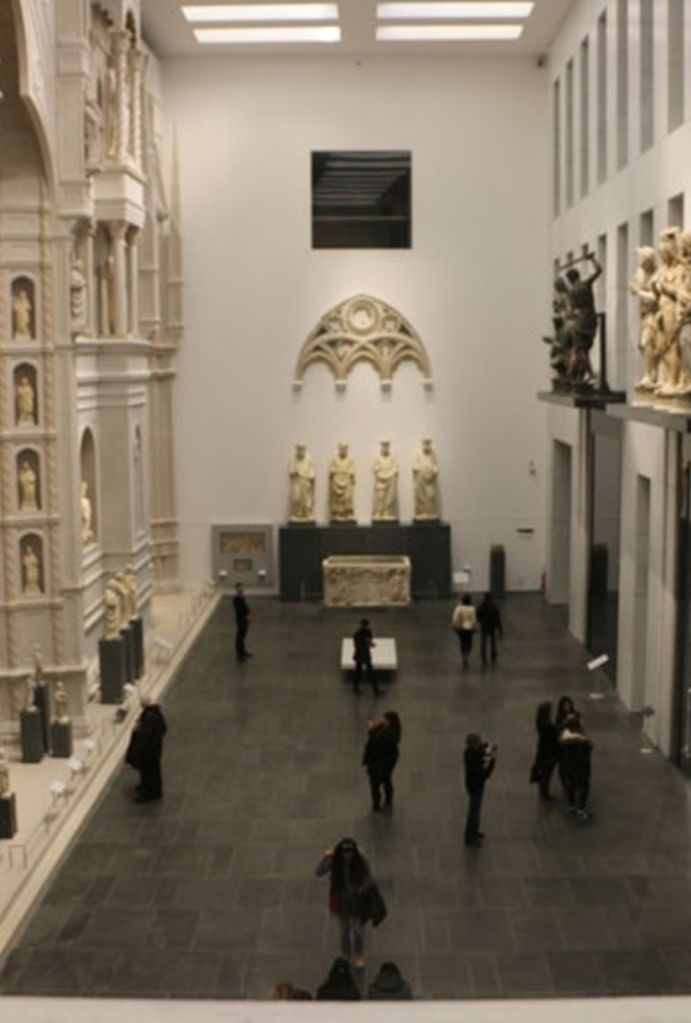  مشهد لمدينة بيزا