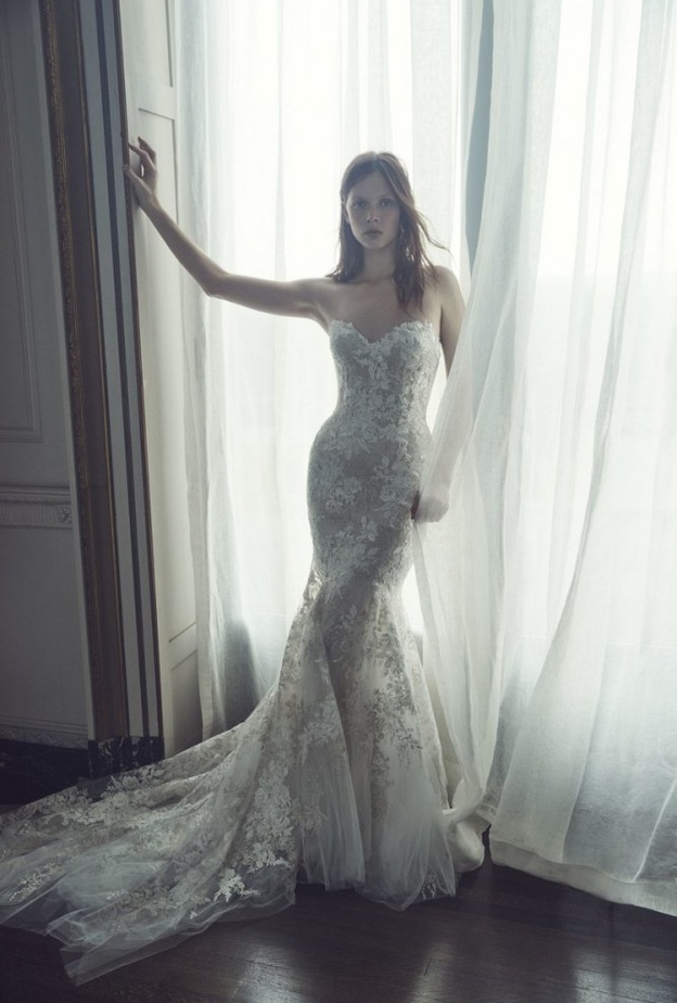 فستان من مجموعة ليلا روز