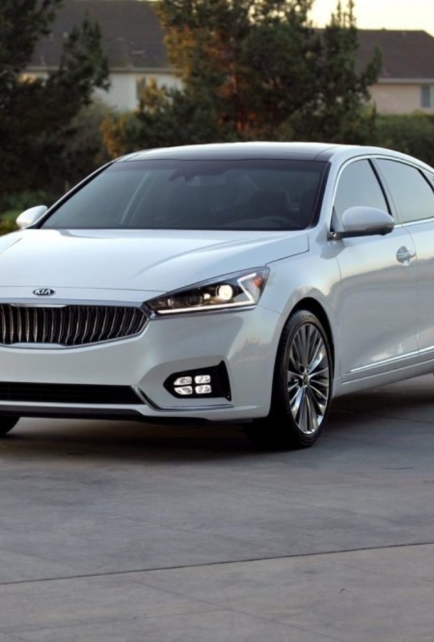  مميزات السيارة كيا كادينزا 2019