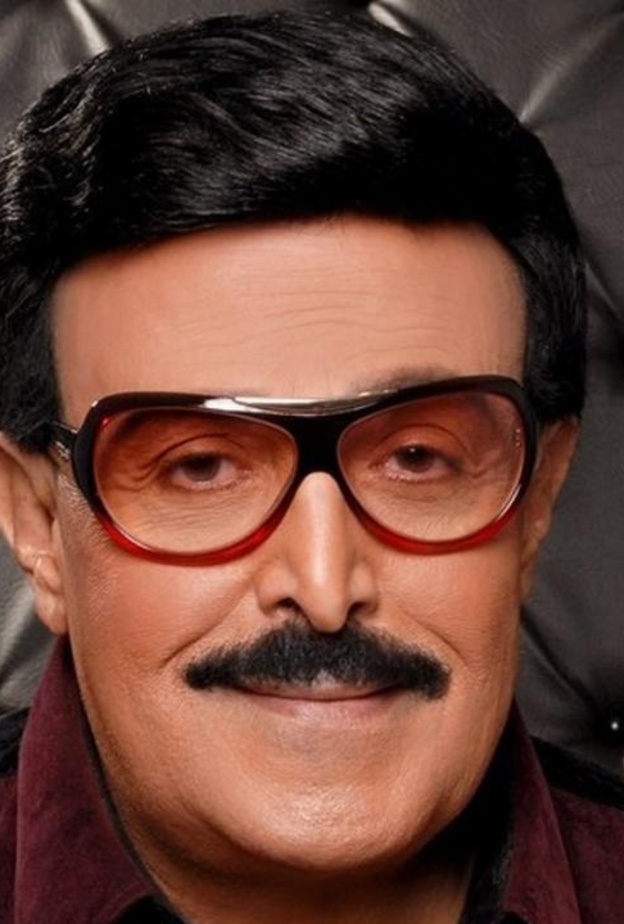 سمير غانم يكشف تفاصيل زواجه بصومالية