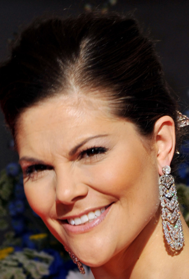 الأميرة شارلين ترتدي تاج The Diamond Foam Tiara من لورنز بومر