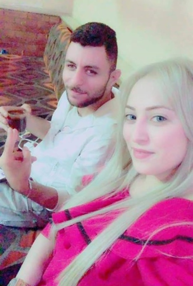 شقيق احمد الفيشاوي مع خطيبته