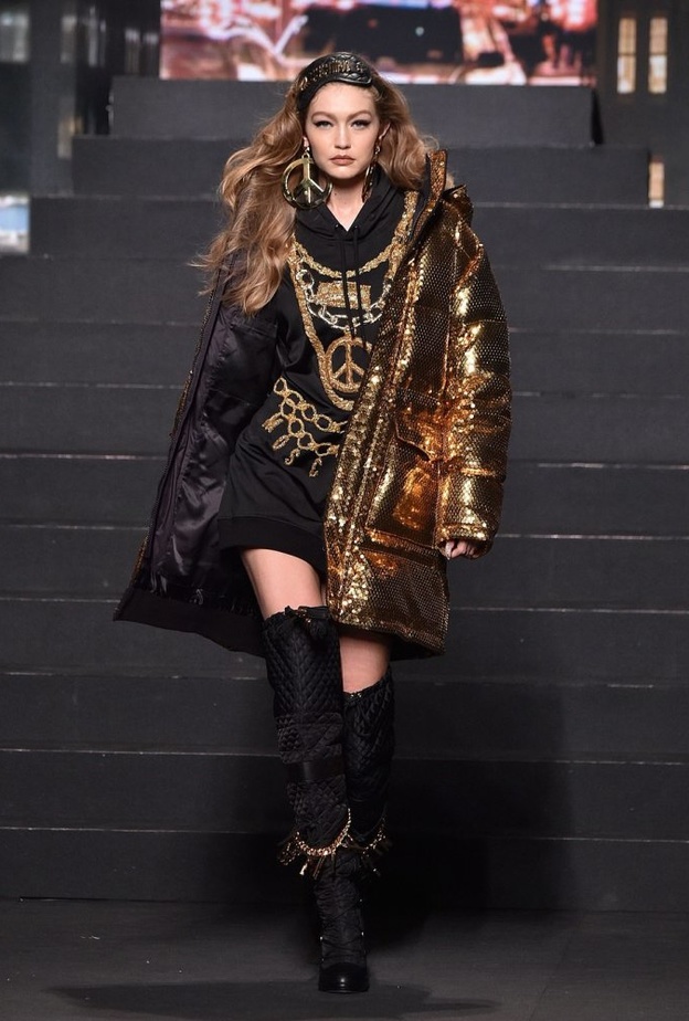 أجمل الموديلات والقصات في عرض موسكينو و H&M